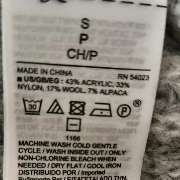 Gap Soft Grey Cosy Knitted Pullover Sweater Size Small - Picture 10 of 10